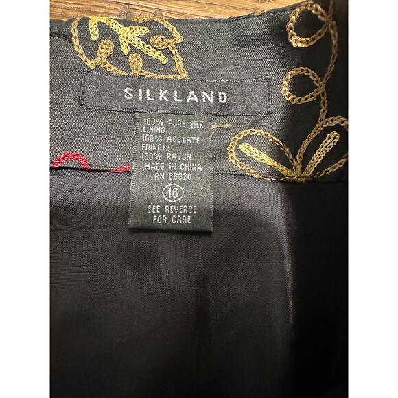 Silkland Silk Skirt with Floral Designs and Tassles - Picture 2 of 8